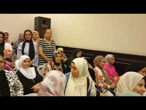 التسويق الالكتروني توصي به أ شامة سعيد وتقدمه هديه للمشاركين في لقاء قصر خديجة في التمكين الاقتصادي