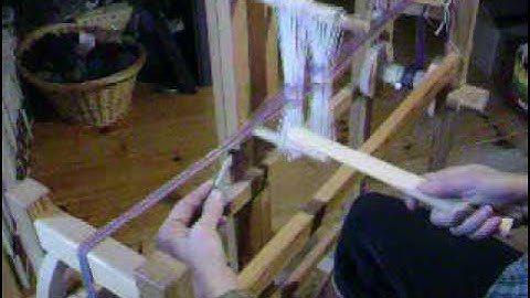 Band loom - Vävstuga how-to, vintage mini-movie 2005