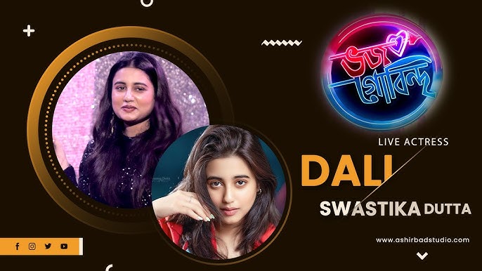 Silikon jinsiy olatni qoshimchasi bilan xotinini sikadi