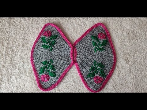 A very beautiful and original pattern. It knits in one go.