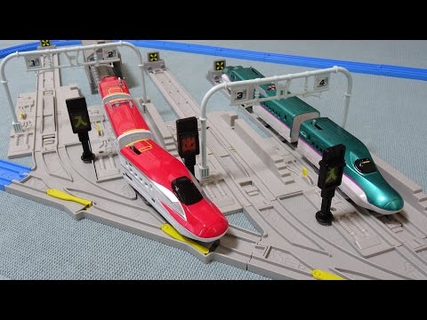プラレール かっこよく車両を並べよう！車両基地レールセット Plarail 