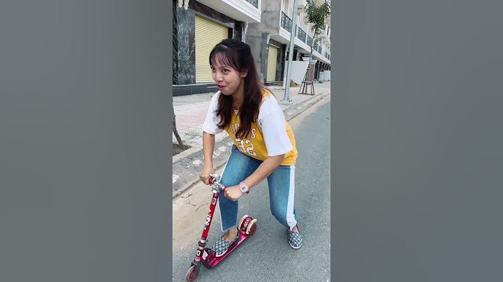 LNS - Trẻ Trâu Khoe Của Xe Scooter Nhà Nghèo Gặp Ngay Con Nhà Giàu || Rich Kids & Homeless #shorts