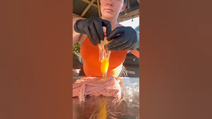 Garlic Parmesan Chicken Meatloaf - Stuffed with cheese and crusted on my @PitBossGrills #Meatloaf