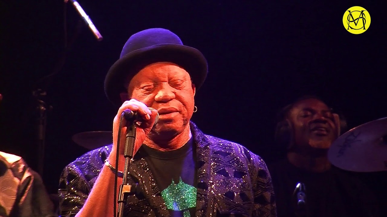 SALIF KEITA - Ris-Orangis 2019 - YouTube