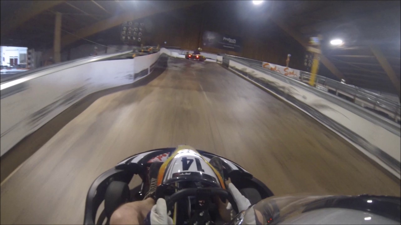 Karting Eeklo heat 1 (electric karts indoor with bridge) YouTube
