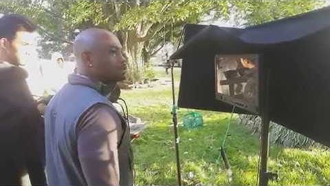 H_ _  &  _ _ R _        BTS