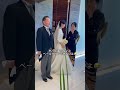 緊張のあまりリハーサルの内容を忘れてしまうお父さま😂ほっこりしてしまう挙式入場シーンですよね✨video by...@ykht_wedding さま#一度きりの人生一度は魔法にかけられて