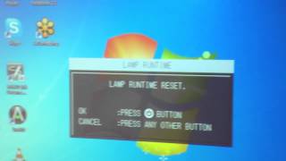 How To Reset Lamp Runtime on a Projector Resimi