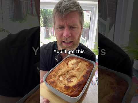 Baked Apple Protein Cake