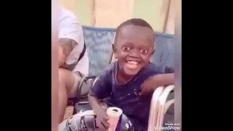 الطفل اﻷفريقي لي قتل المغاربه بالضحك 😂😂😂تفرج تضحك من قبلك