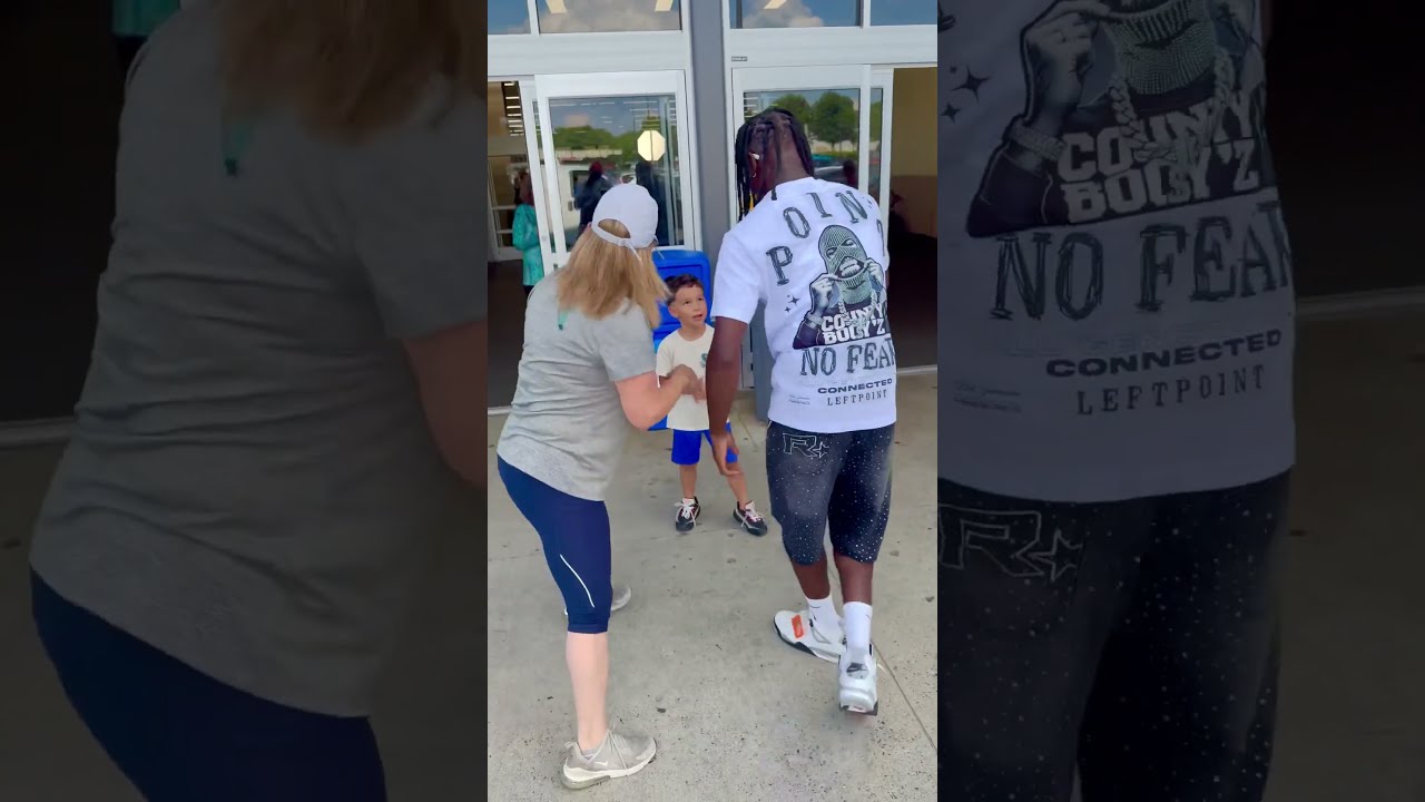 WALMART VIBES Germantown MD THIS IS A REMINDER TO ALWAYS WALK WITH LOVE 