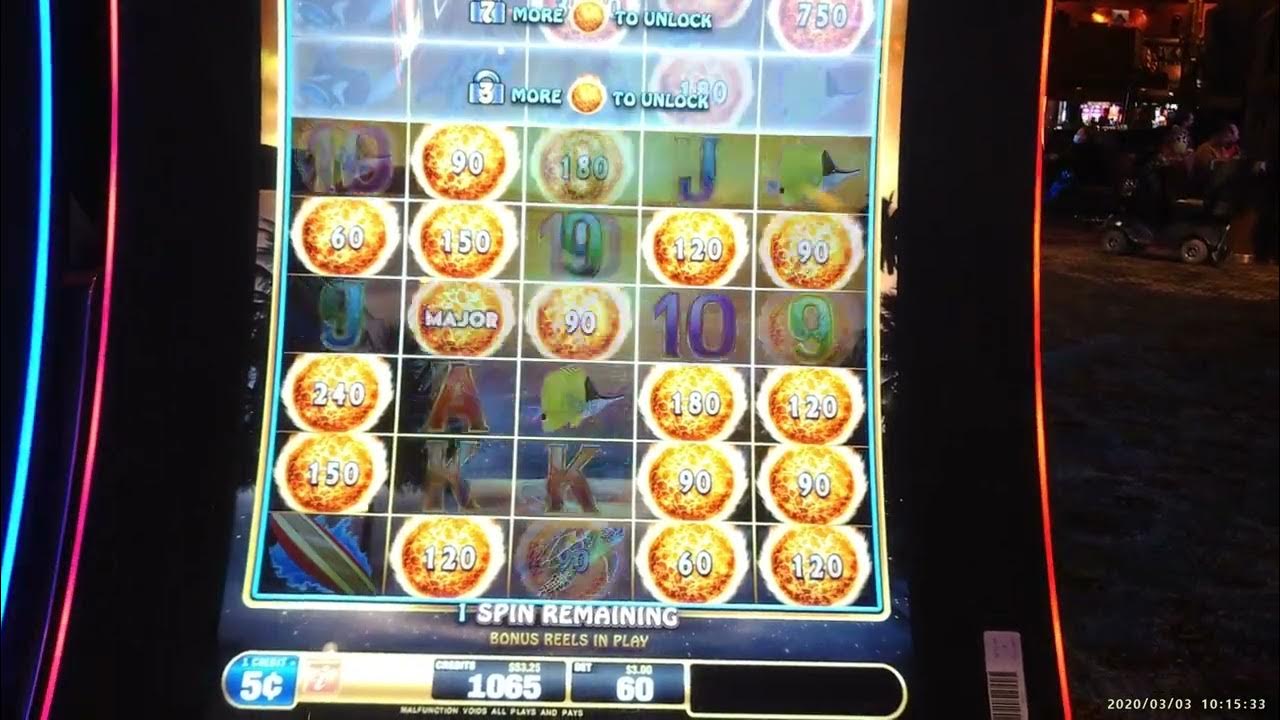 SO MANY FIREBALLS to start these Fireball Bonuses on Ultimate Fire Link ...