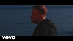 Tom Walker - Leave a Light On (Official Video)  - Durasi: 3:29. 