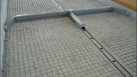 Hydraulic Manure Scraper - Dairy Farm Machines