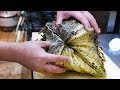 Japanese Street Food - GIANT ALIEN CLAM Sashimi Okinawa Seafood Japan