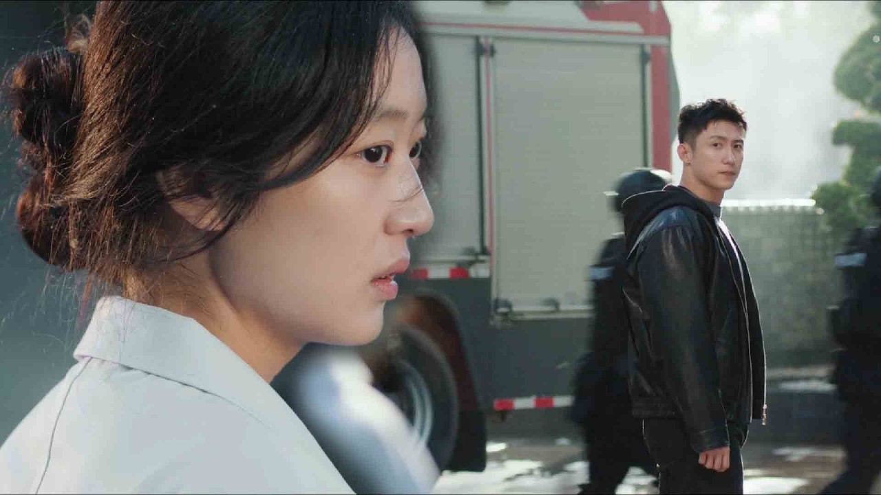 ❄【MOVIE】灰姑娘看到帥男孩平安無事，她忍不住流淚，他這才意識到她還是愛自己！ #好看中国电视剧 #爱情