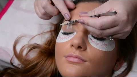 A Guide To Beautiful Volume Lashes - By LashBase