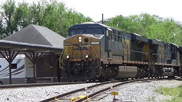 CSX ES44AH 711 w/ Fresh YN3C ES40DC Leads Q584-01 on 5/1/22