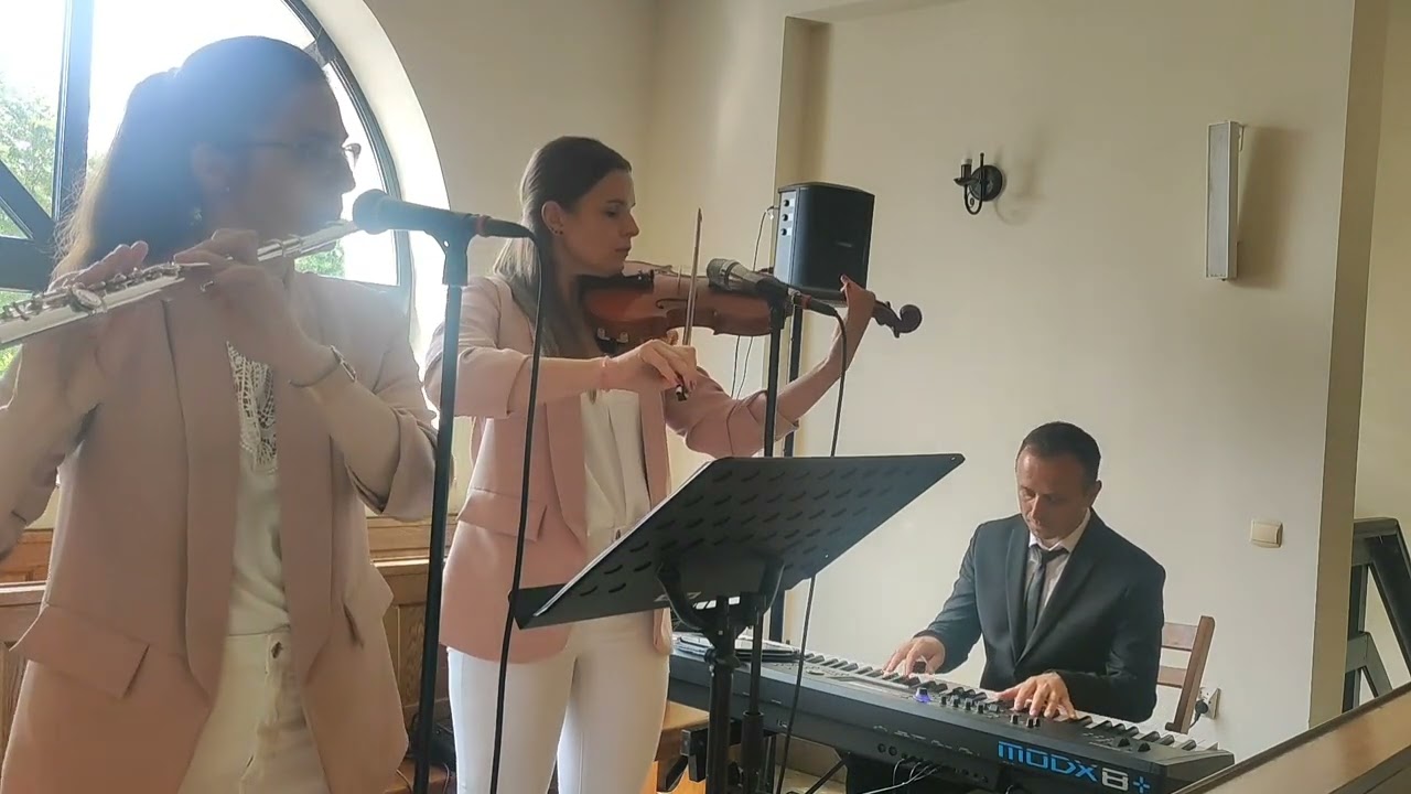 W kruszynie chleba - Magia Oprawa Muzyczna