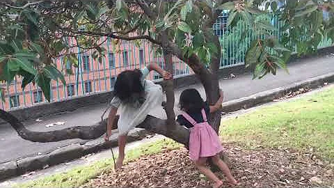 💕 Funny falling 😟🤣 Little girls / bloopers / kids falling