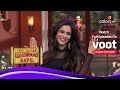 Comedy nights with kapil       kapil gives humaima a wifi kiss