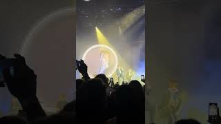 Download Lagu Arabella - live #arcticmonkeys #arabella #concert #concerts MP3 Download Lagu Arabella - live #arcticmonkeys #arabella #concert #concerts MP3