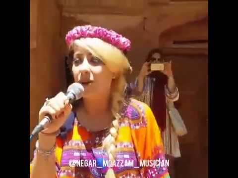 شهره در ابیانه اهنگ زیبای کلاغ دم سیاه صدای بسیار زیبای زن ایرانی که تک خوانی کرد 