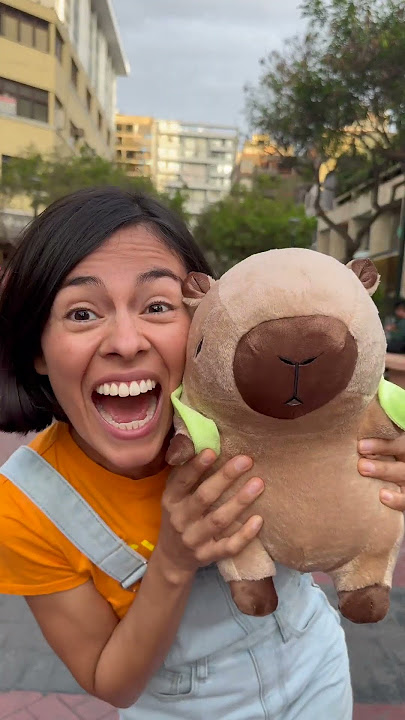 Christina 💙 su #capibara #capibaradeleste #capibaras #123andres #musicainfantil  #videosinfantiles