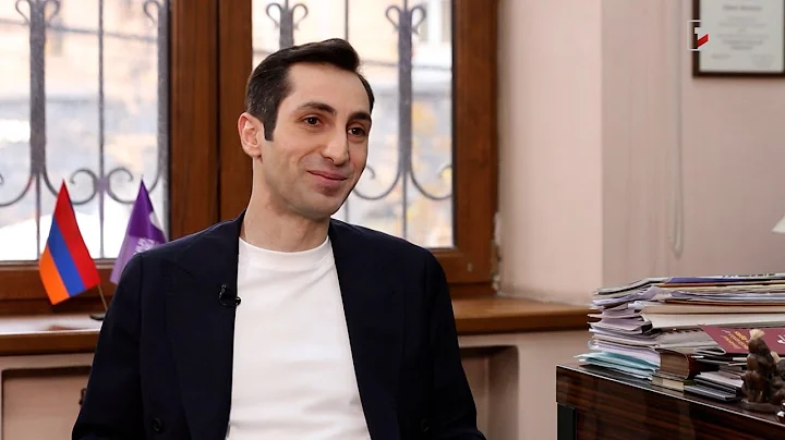 Չքաղաքականացնե՜լ. Դավիթ Խաժակյանի հետ