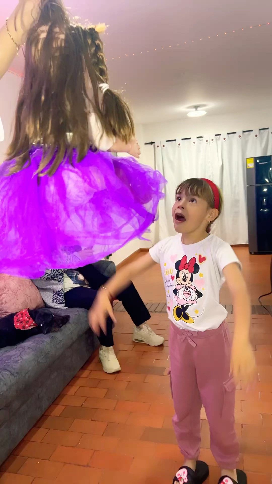 Mi gran piñata de lata #humor #comedia #shortviral #fypviralシ #familiaibañez