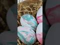 Marble Easter eggs with nail polish #eastereggs #marbling
