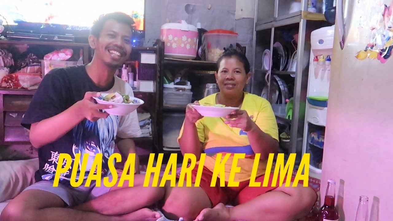 ES BUAH DAN NASI GORENG BAKSO BUATAN MAMAKNYA PANDU