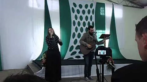 Suzanne Hirle e Felipe Valente- Sou Teu Deus