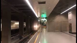 (1110914) 高鐵806次北上列車終點站南港進站(由老蕭親自拍攝)