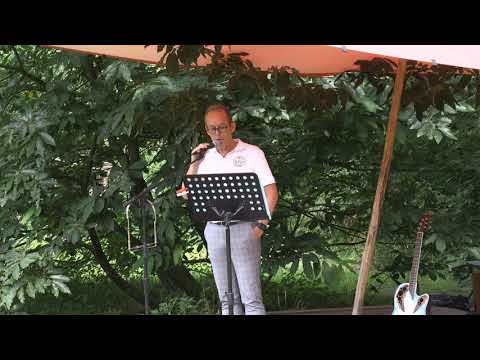 De Persconferentie door Henk Lammers Klein Kunstpodium Landgoed De Zonnebloem Winterswijk 25juli2021