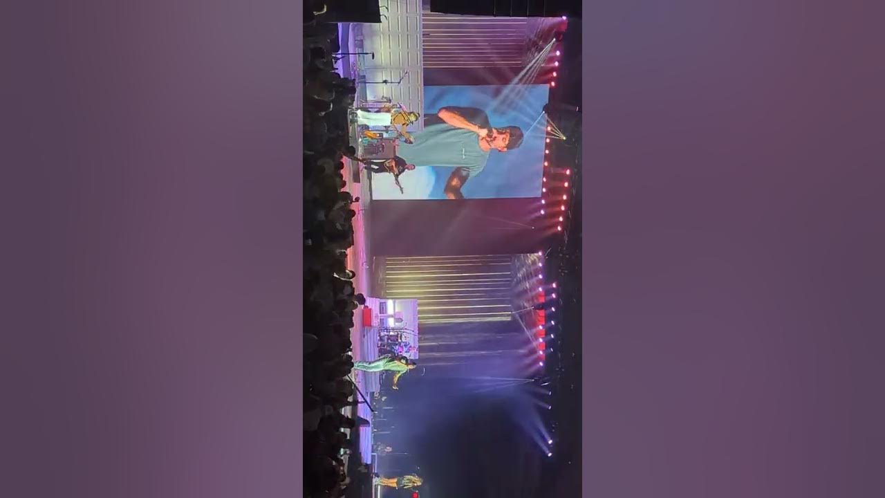 Walker Hayes High Heels (Feat Flo Rida) live at Glad You're Hear Tour Johnstown, PA YouTube