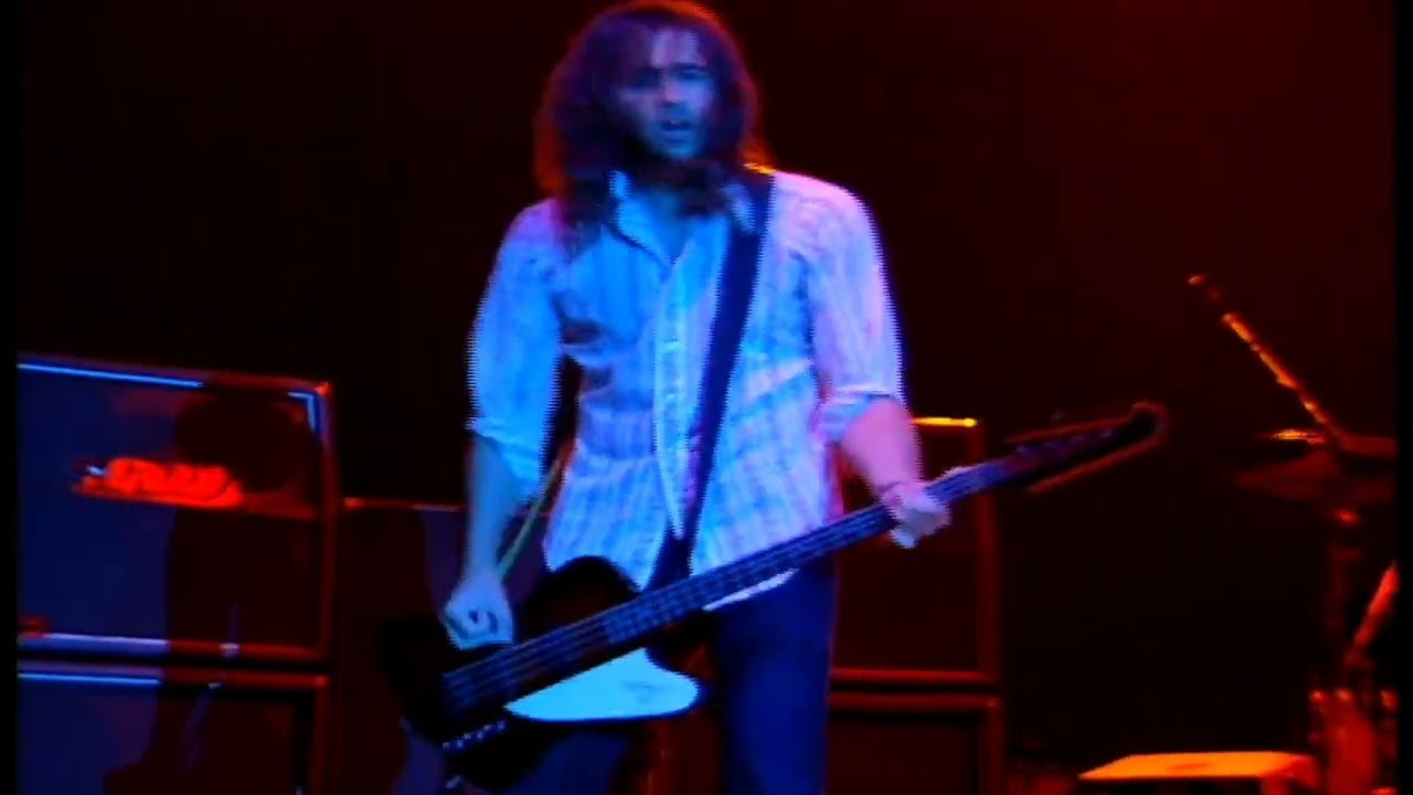 Nirvana - D-7 (Live at Reading Festival, England, 1992) - YouTube