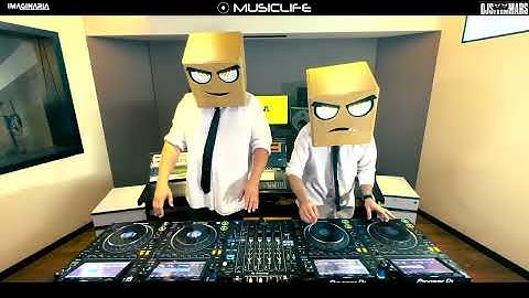 LIVE - Djs From Mars - 20 Years Of Festival Anthems Megamashup - 100 Songs in 13 Minutes (Live Mix)