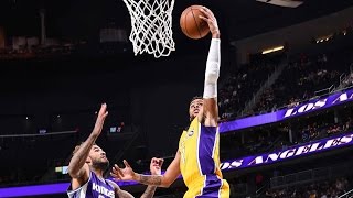 D'Angelo Russell Scores 31 Points in Loss to Kings