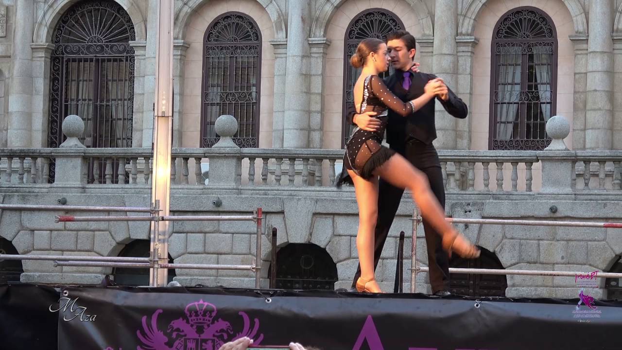 MueBT2016 Toledo Exhibición Pablo Caro y Raquel VillenaTango Nostalgia pasodobles toreros