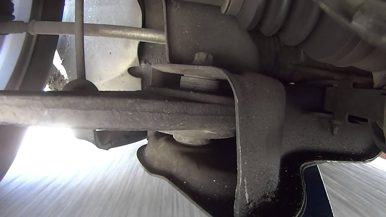 Peugeot 206 Broken Bushing