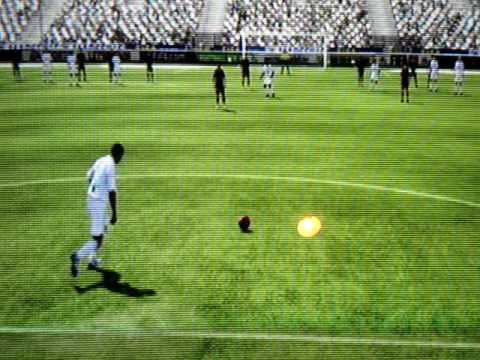 FIFA 09 But goal extraordinaire Ronald ZUBAR coup franc milieu du terrain Marseille