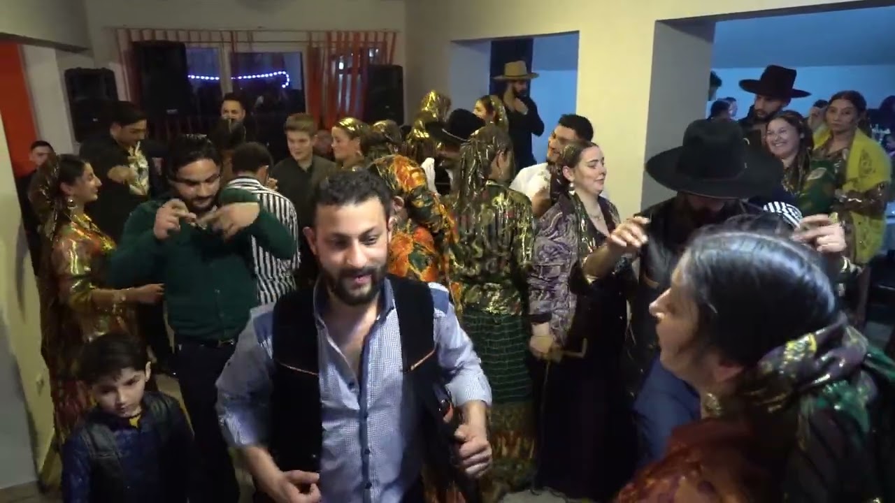 Totti Ovidiu Nunta in Familia lui Calu Mondialu zis Bucuresteanu Partea 3