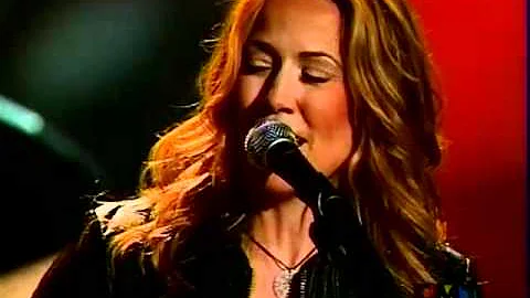 Willie Nelson and Sheryl Crow - "Abilene" (with intro - 2002)