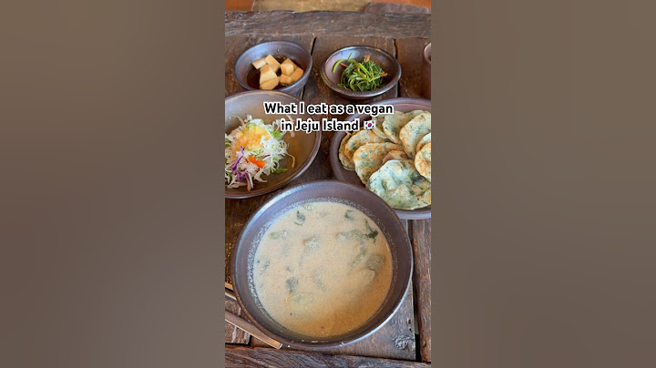 Vegan food in Jeju Island in South Korea. Not the easiest but 100% possible & so good!
