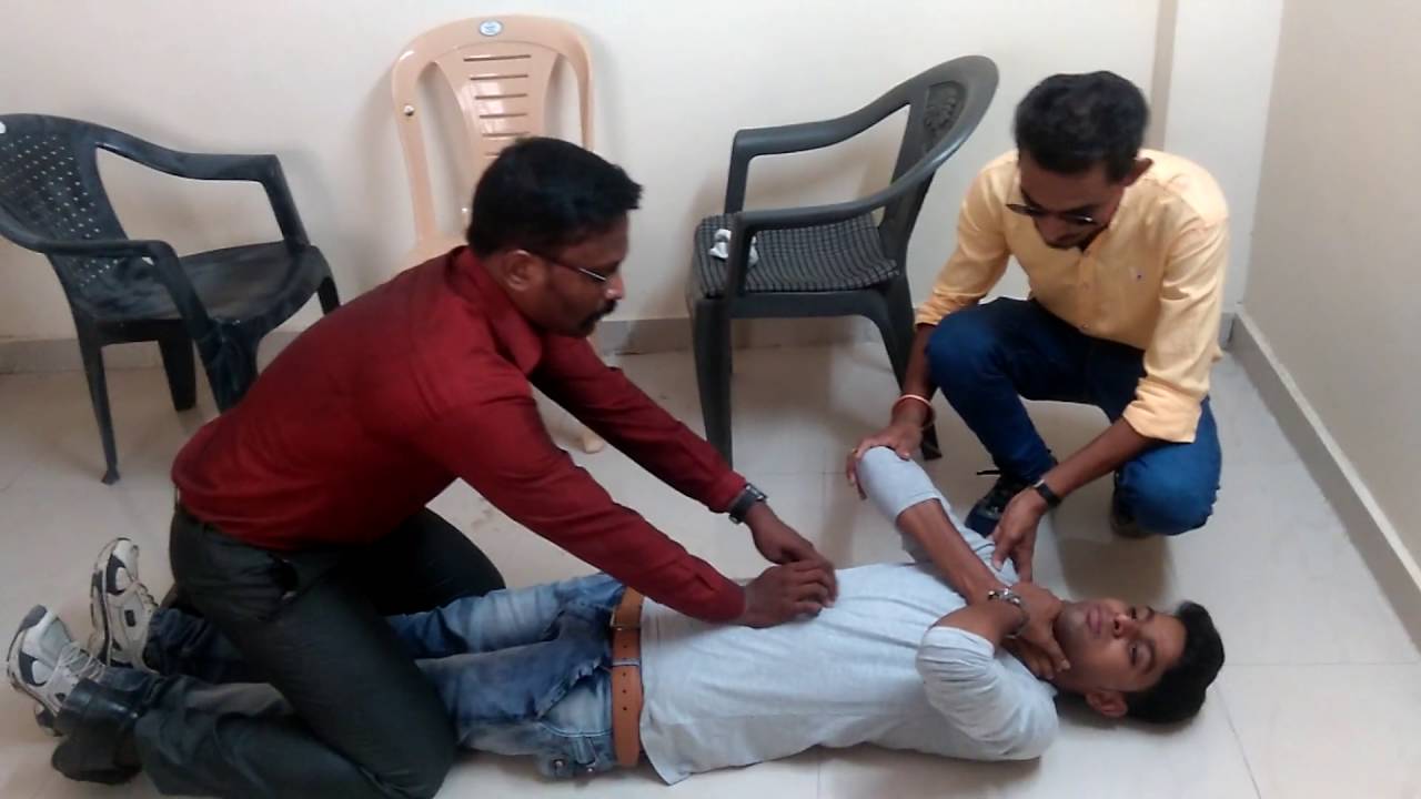CHOKING MANAGEMENT FOR HEIGHTER OR WEIGHTER PERSON HINDI VERSION YouTube