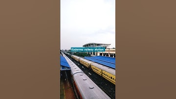 KODERMA RAILWAY STATION