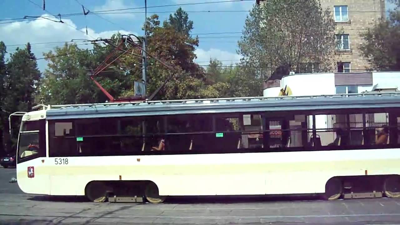 Трамваи ездят по лесу в Москве 34, 32 и 11: Forest Trams in Moscow, Russia (route 34, 32, and 11)