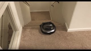 TechTalk: The Samsung POWERBot R7070 Demo and Review: Alexa, Stairs, Edge Cleaning screenshot 5