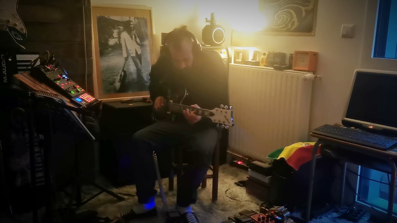 Neo Soul Improvised on looper pedal YouTube